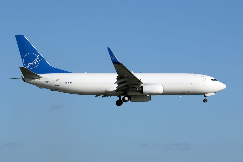 Miami,,Fl,,Usa,-,24,November,2021:,Iaero,Airways,Boeing